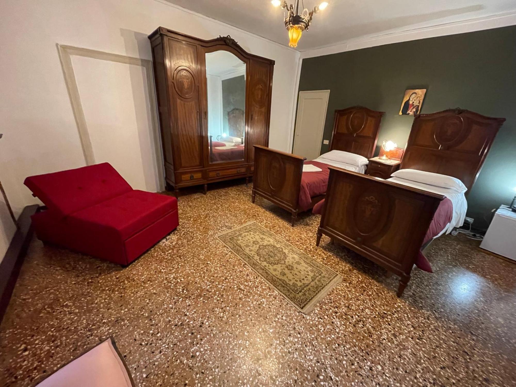 Lions Venice Guest House ภายนอก รูปภาพ